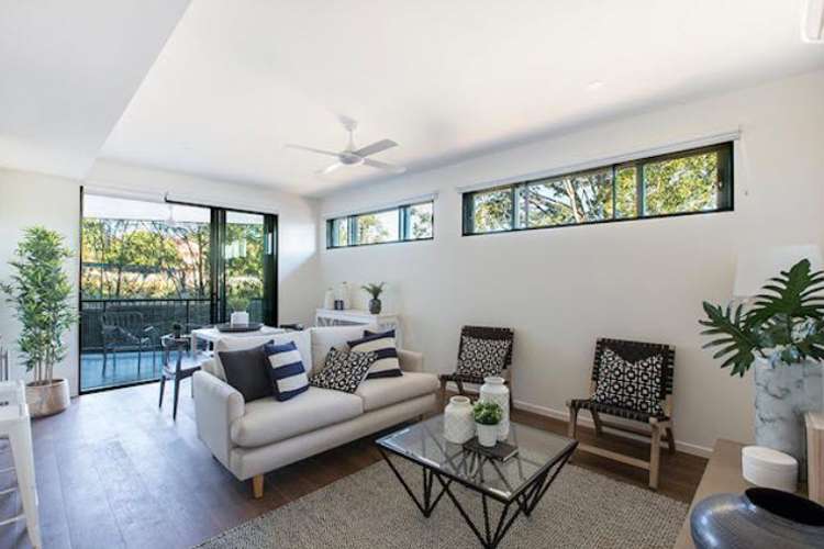 Main view of Homely apartment listing, 2/21 Curtis Street, Norman Park QLD 4170