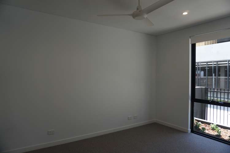 Fifth view of Homely apartment listing, 6/115 Overton Road, Williams Landing VIC 3027