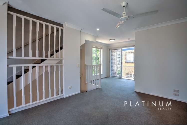 Third view of Homely apartment listing, 4/33-37 Cronulla Avenue, Mermaid Beach QLD 4218