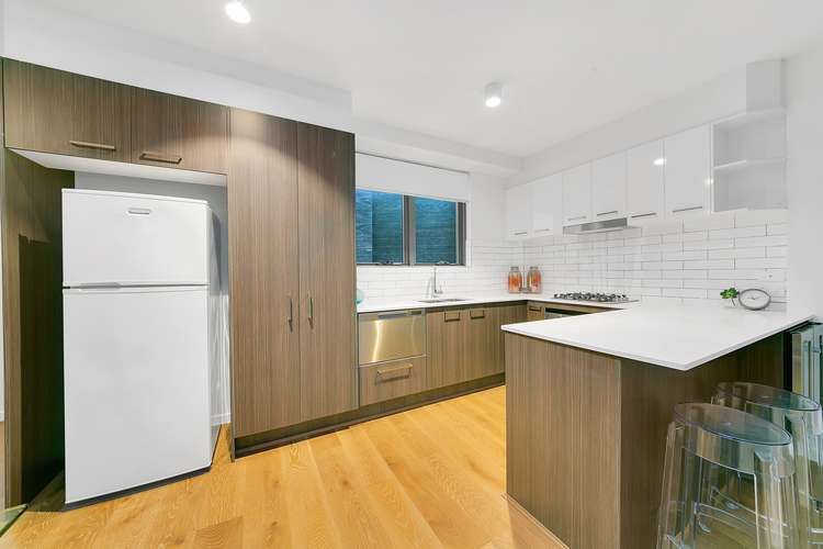 Third view of Homely apartment listing, 6/21 Curtis Street, Norman Park QLD 4170