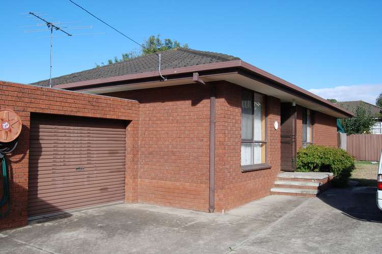 Main view of Homely unit listing, 2/30 Calvert Street, Hamlyn Heights VIC 3215