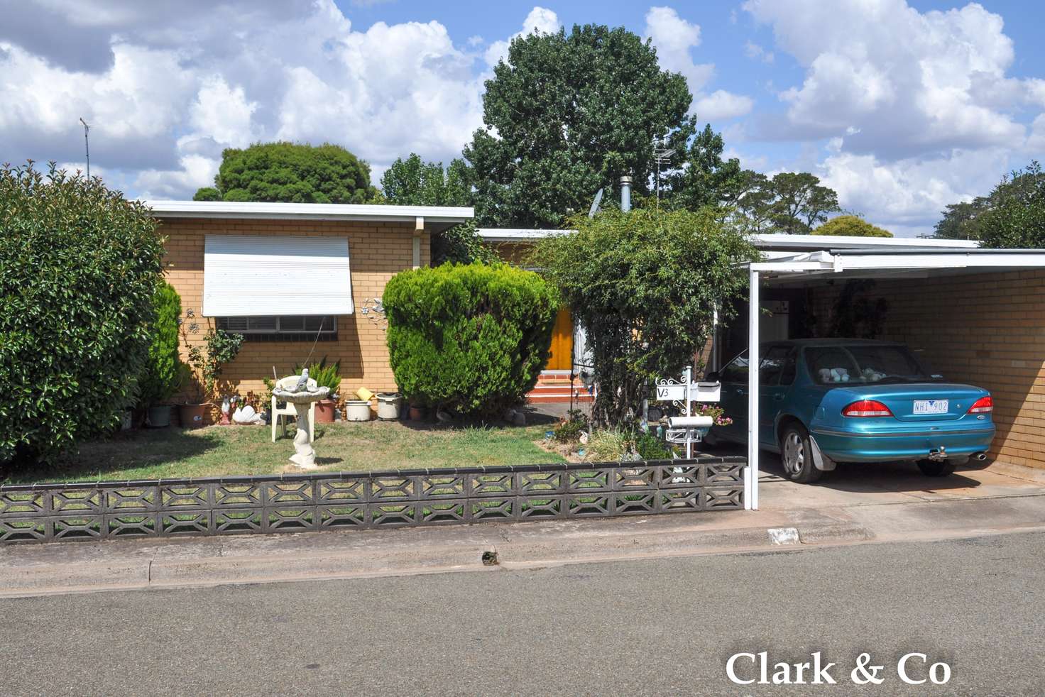 Main view of Homely unit listing, 3 Parwanoff Street, Mansfield VIC 3722