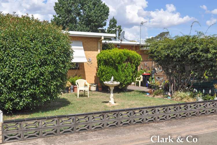 Second view of Homely unit listing, 3 Parwanoff Street, Mansfield VIC 3722