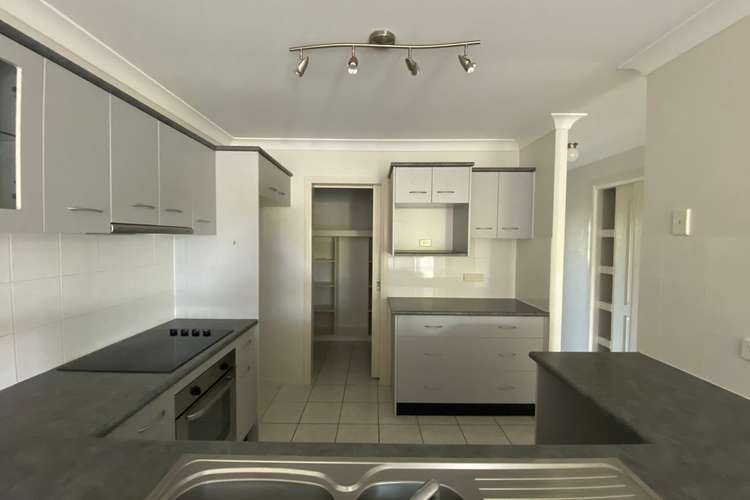 Fifth view of Homely unit listing, 4/12 Hirst Street, Hermit Park QLD 4812
