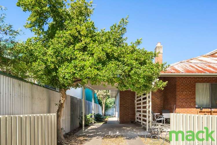 Main view of Homely unit listing, 2/517 Crisp Street, Albury NSW 2640