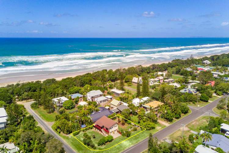 31 Beach Avenue, South Golden Beach NSW 2483