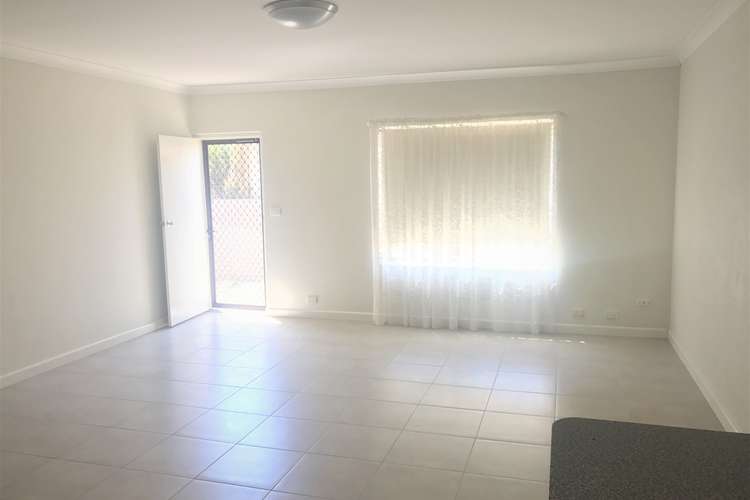 Fifth view of Homely unit listing, 1/372 David Street, Albury NSW 2640