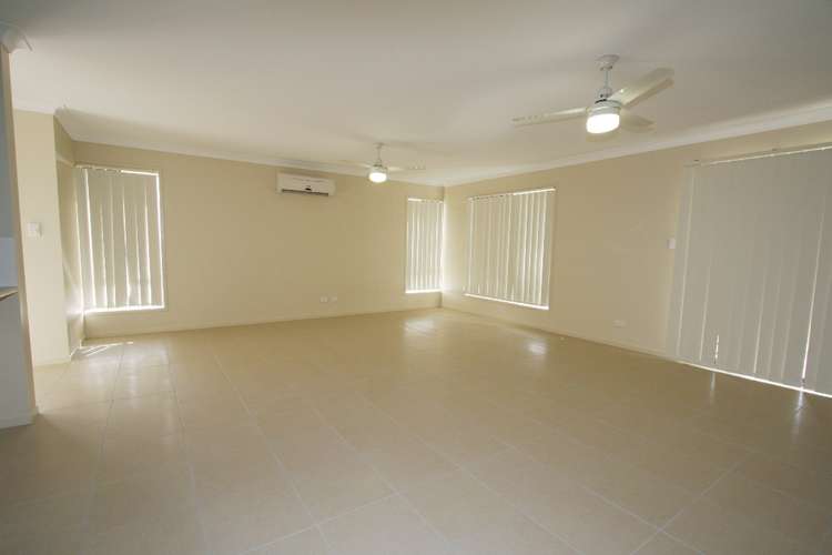 Fifth view of Homely house listing, 17 Habben Court, Bundamba QLD 4304