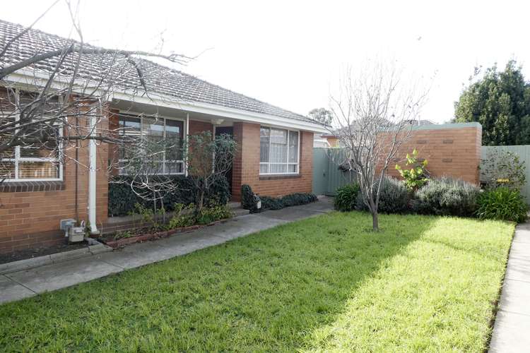 Second view of Homely villa listing, 6/8 Clyde Court, Oak Park VIC 3046