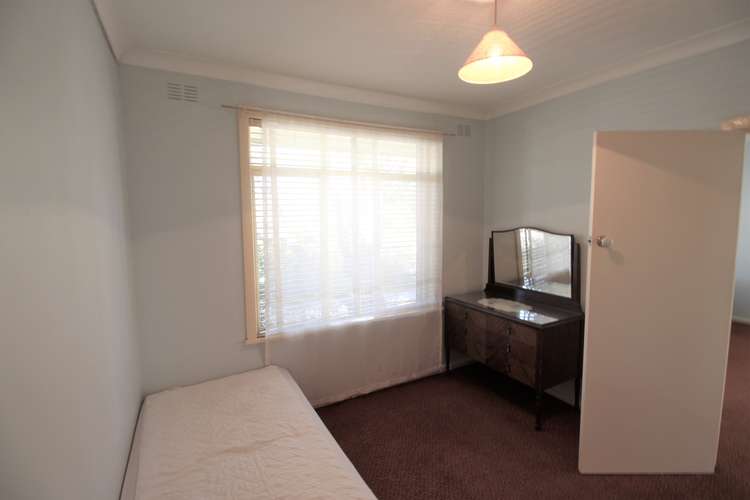 Fifth view of Homely unit listing, 1/476 Schubach Street, East Albury NSW 2640