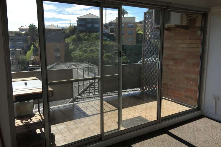 Main view of Homely apartment listing, 4/26-28 Nesca Parade, Cooks Hill NSW 2300