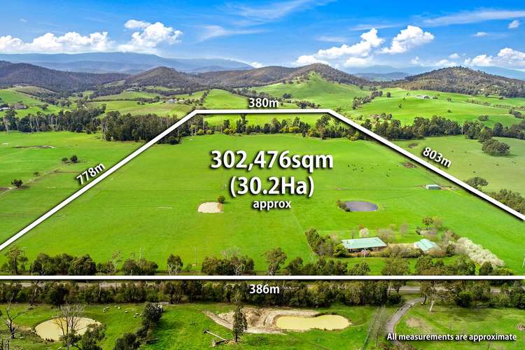 702 Steels Creek Road, Steels Creek VIC 3775