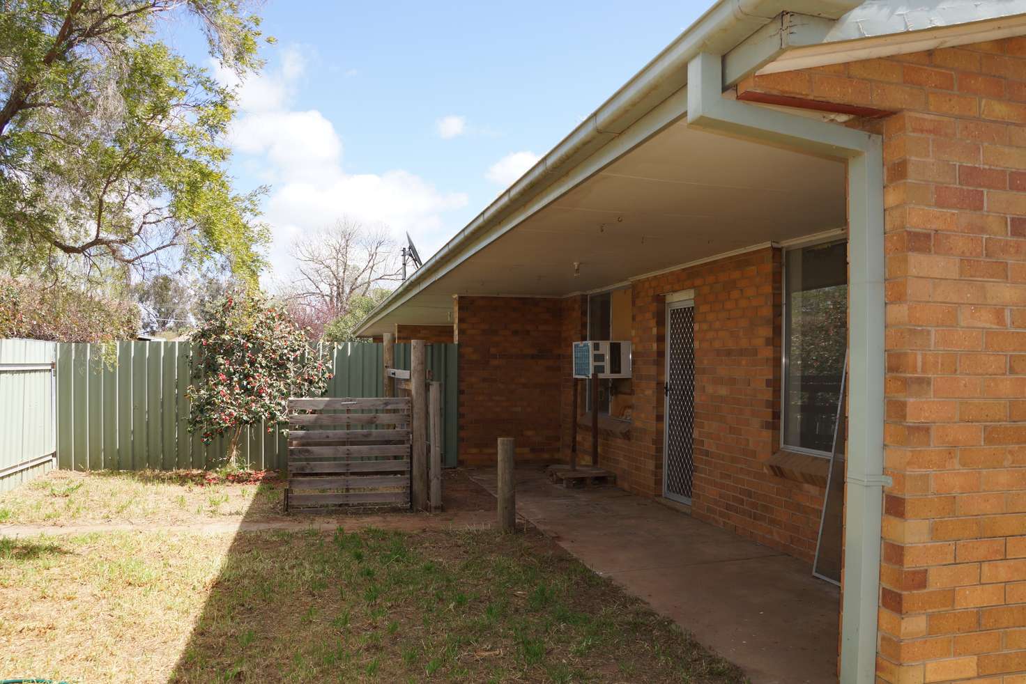 Main view of Homely unit listing, 1/52 HAMPDEN STREET, Finley NSW 2713