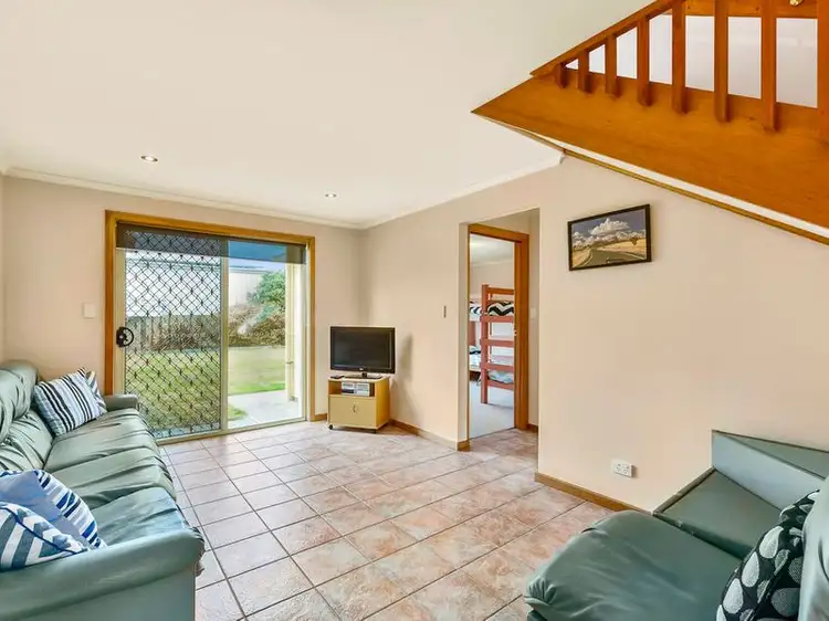 Second view of Homely house listing, 10 Alfred Court, Beachport SA 5280