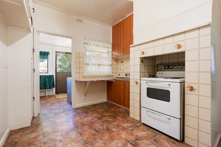 Sixth view of Homely house listing, 1 Hilliers Street, Newstead VIC 3462