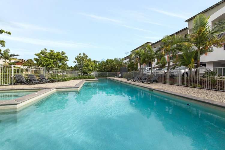 10 Grand Pde, Kawana Island QLD 4575