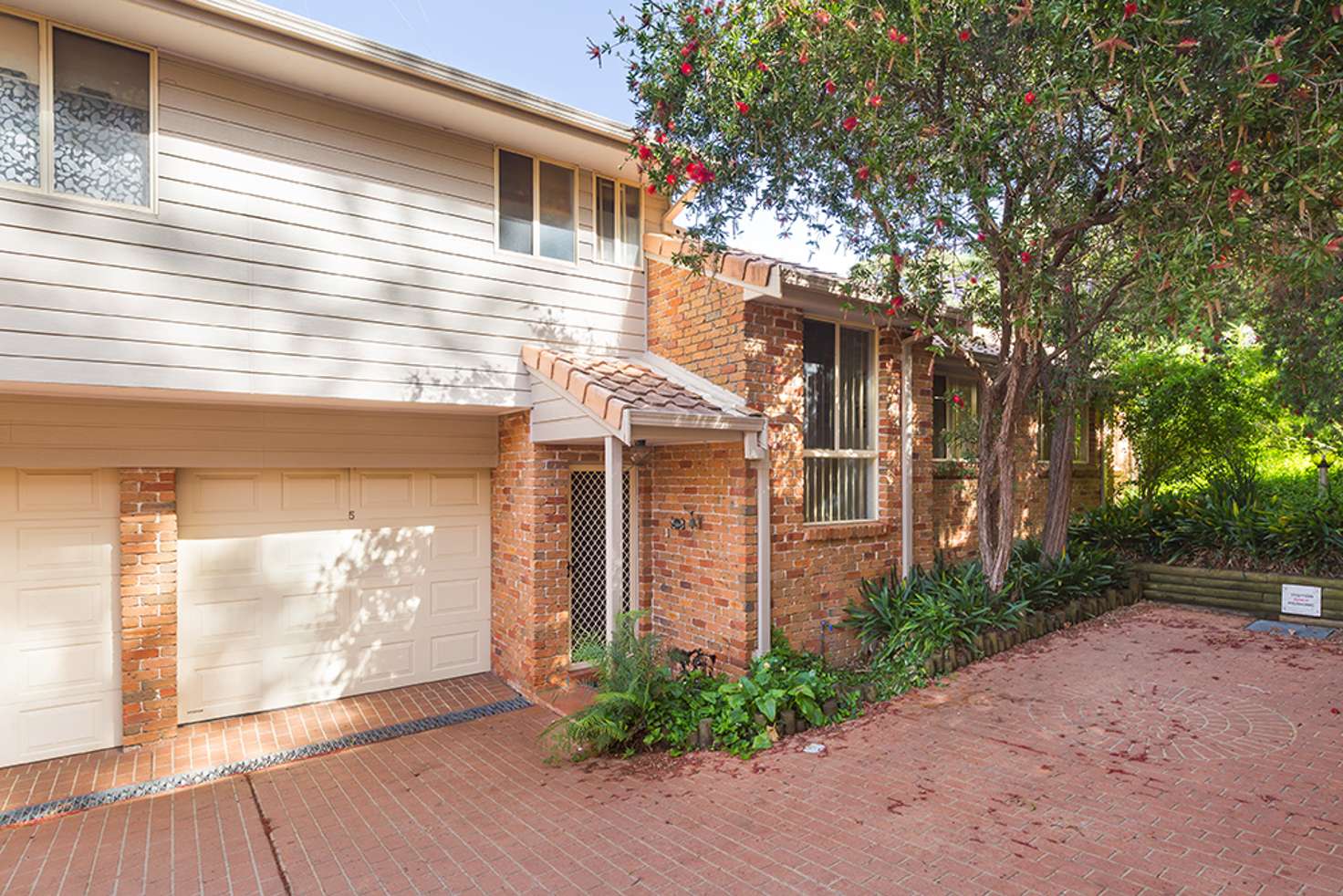 Main view of Homely townhouse listing, 5/345 Box Road, Sylvania NSW 2224