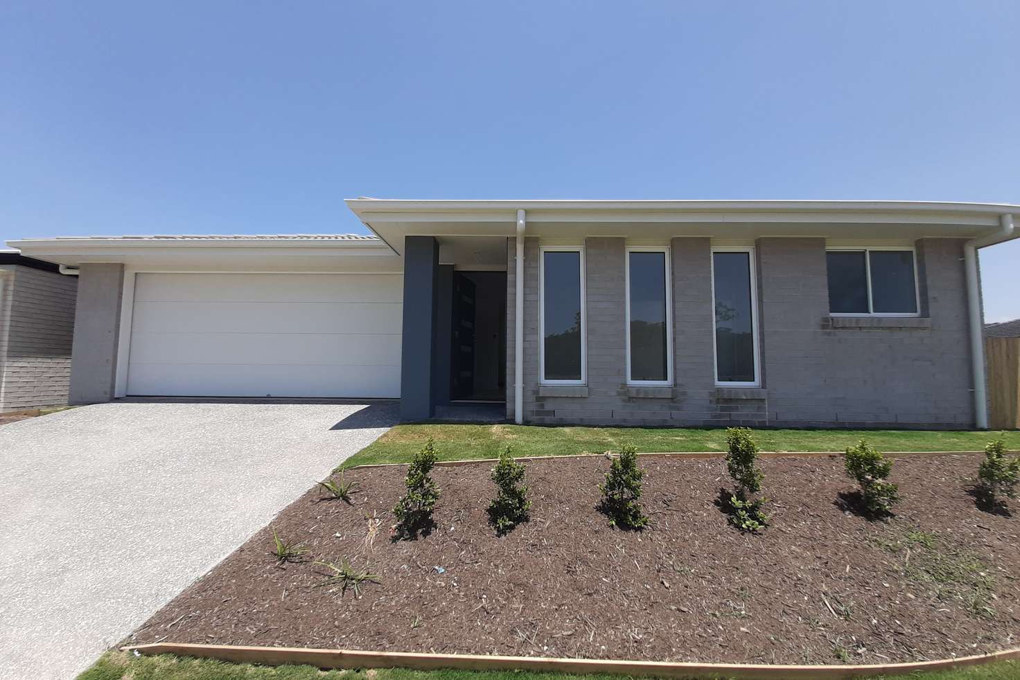 Main view of Homely semiDetached listing, 2/79 Fairbourne Terrace, Pimpama QLD 4209