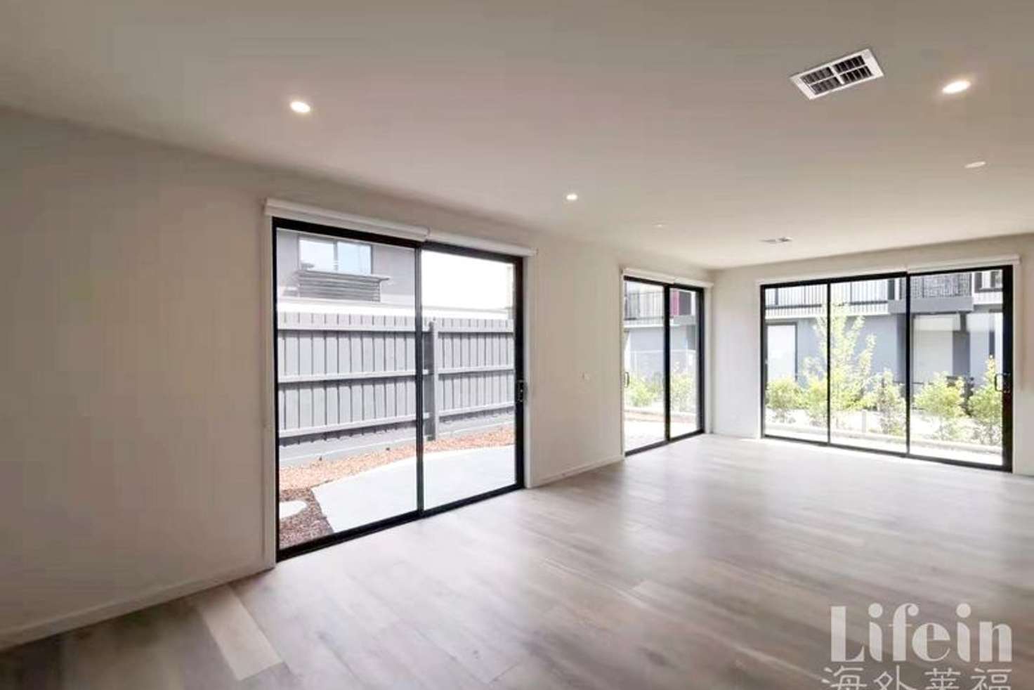 Main view of Homely townhouse listing, 35 Beckwith Avenue, Alphington VIC 3078