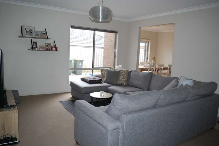 Second view of Homely house listing, 8 Thomas Place, Warrnambool VIC 3280