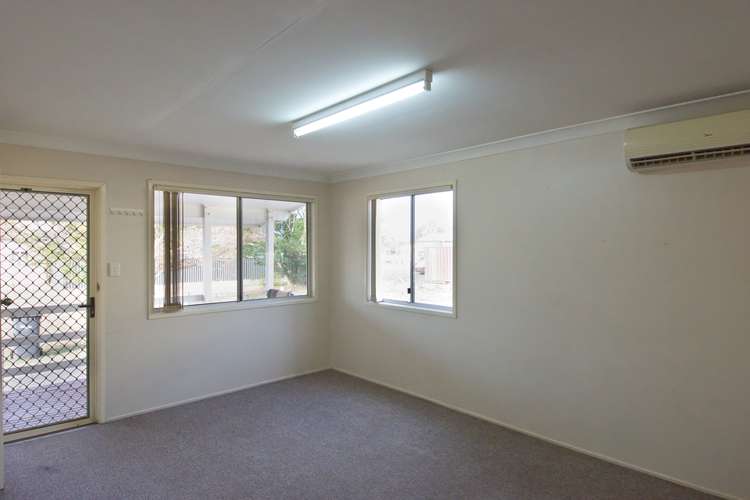 Second view of Homely unit listing, 3/39 Desmond Lane, Oakey QLD 4401