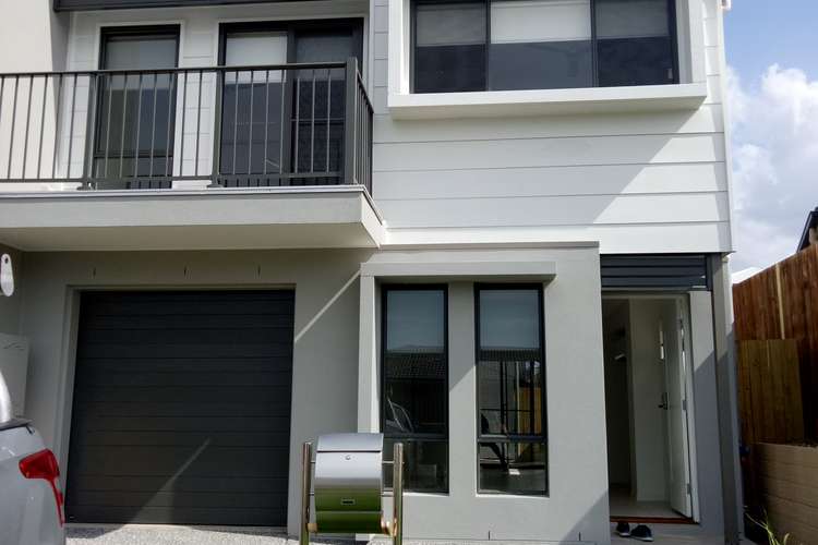 Main view of Homely townhouse listing, 2 Bowerbird Street, Deebing Heights QLD 4306