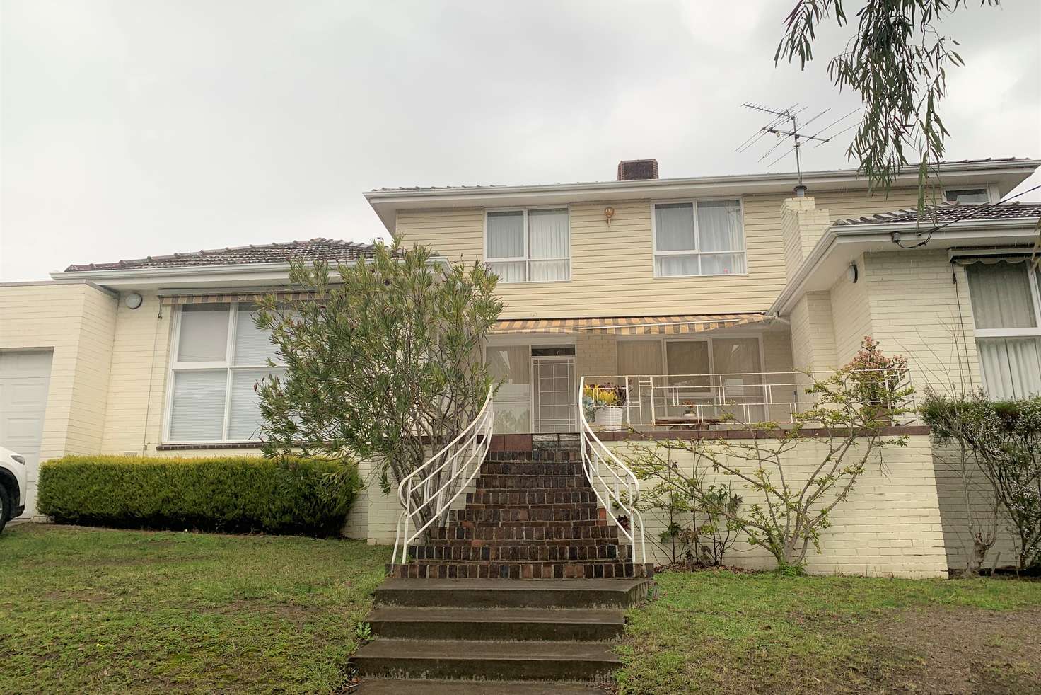 Main view of Homely house listing, 124 Huntingdale Road, Mount Waverley VIC 3149