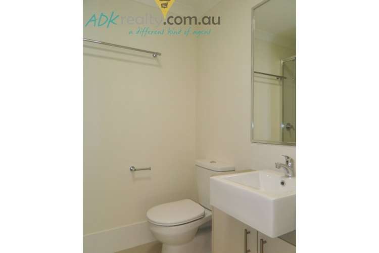 Fifth view of Homely unit listing, 4/30 Central Terrace, Beckenham WA 6107
