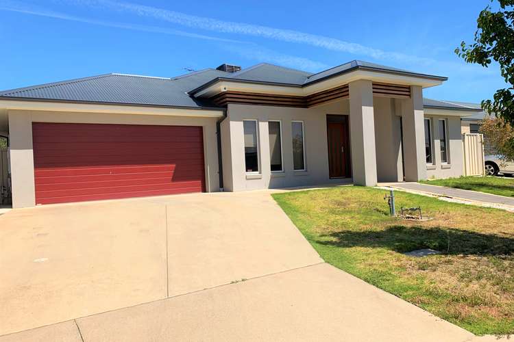 Main view of Homely house listing, 5 WEATHERS PLACE, Wodonga VIC 3690