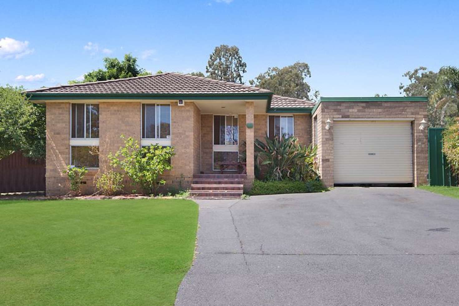 Main view of Homely house listing, 7 Alexandra Circuit, St Clair NSW 2759