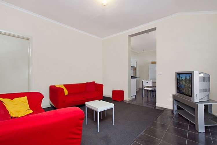 Third view of Homely townhouse listing, Room 8/32-34 Churchill Avenue, Bendigo VIC 3550