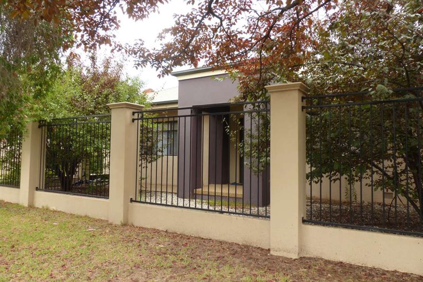 Main view of Homely townhouse listing, 1/1012 Wewak Street, North Albury NSW 2640