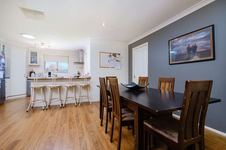 Fifth view of Homely house listing, 1/2 MORTLOCK DRIVE, Wodonga VIC 3690