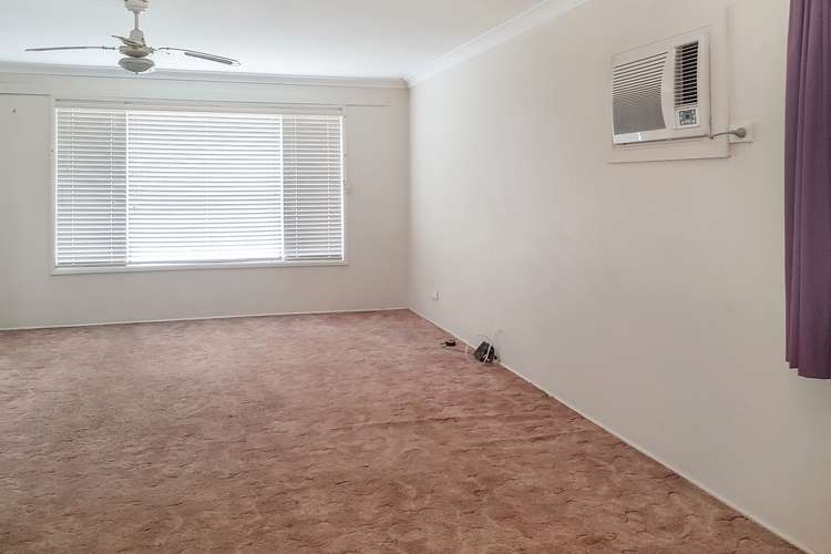 Second view of Homely house listing, 7 Utzon Court, St Clair NSW 2759