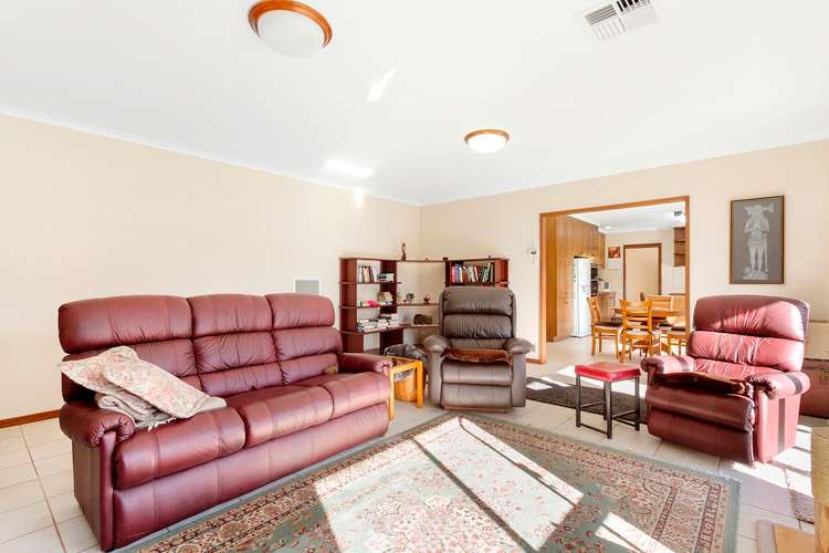 Fifth view of Homely house listing, 2 Denise Court, Churchill VIC 3842