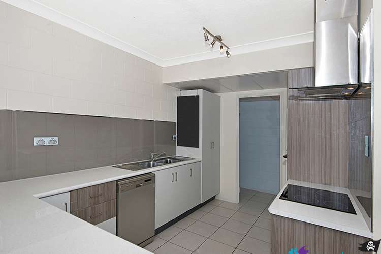 Third view of Homely townhouse listing, 6/12 Old Common Road, Belgian Gardens QLD 4810