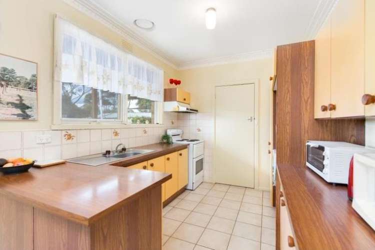 Second view of Homely house listing, 8 Thompson Court, Werribee VIC 3030