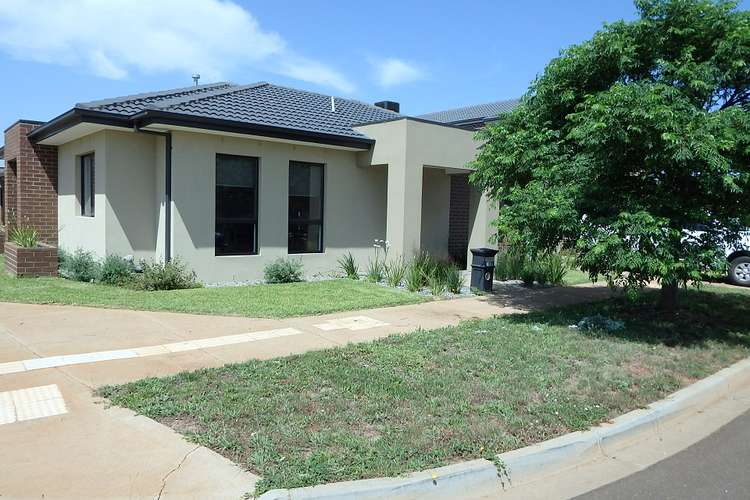 Main view of Homely house listing, 1/8 Cherington  Place, Melton South VIC 3338