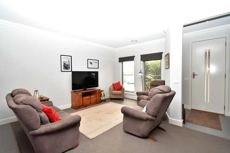 Main view of Homely house listing, 2/3 BRISTOL COURT, Wangaratta VIC 3677