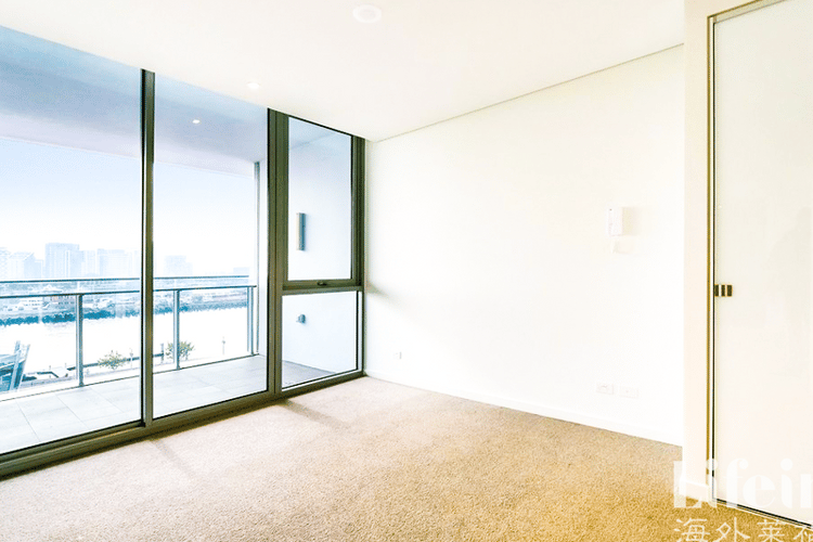 Fifth view of Homely apartment listing, 504/81 South Wharf Drive, Docklands VIC 3008