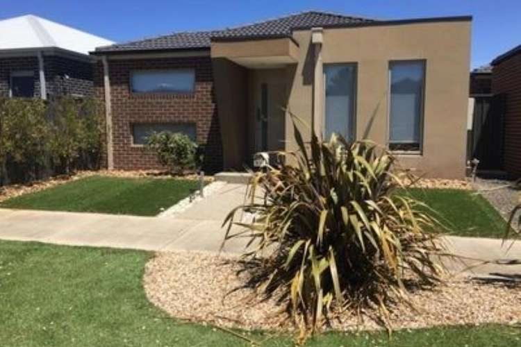 Main view of Homely house listing, 8 Hinkley Place, Werribee VIC 3030
