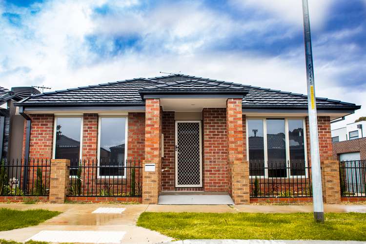 Main view of Homely house listing, 23 Hunt Way, Pakenham VIC 3810