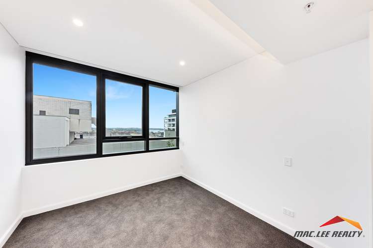 Third view of Homely apartment listing, 506/229 Miller Street, North Sydney NSW 2060