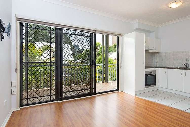 Main view of Homely unit listing, 15/20 Terrace Street, Spring Hill QLD 4000
