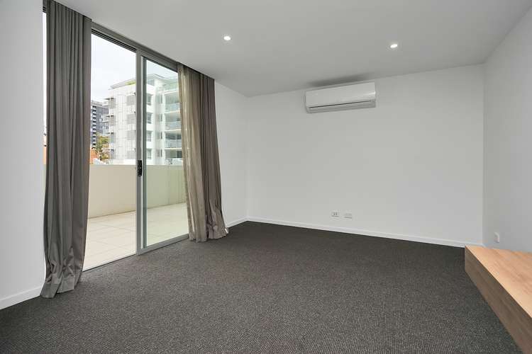 Second view of Homely apartment listing, 507/18 Merivale Street, South Brisbane QLD 4101