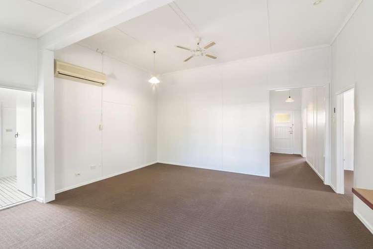 Main view of Homely unit listing, 1/15 Maynard Street, Woolloongabba QLD 4102