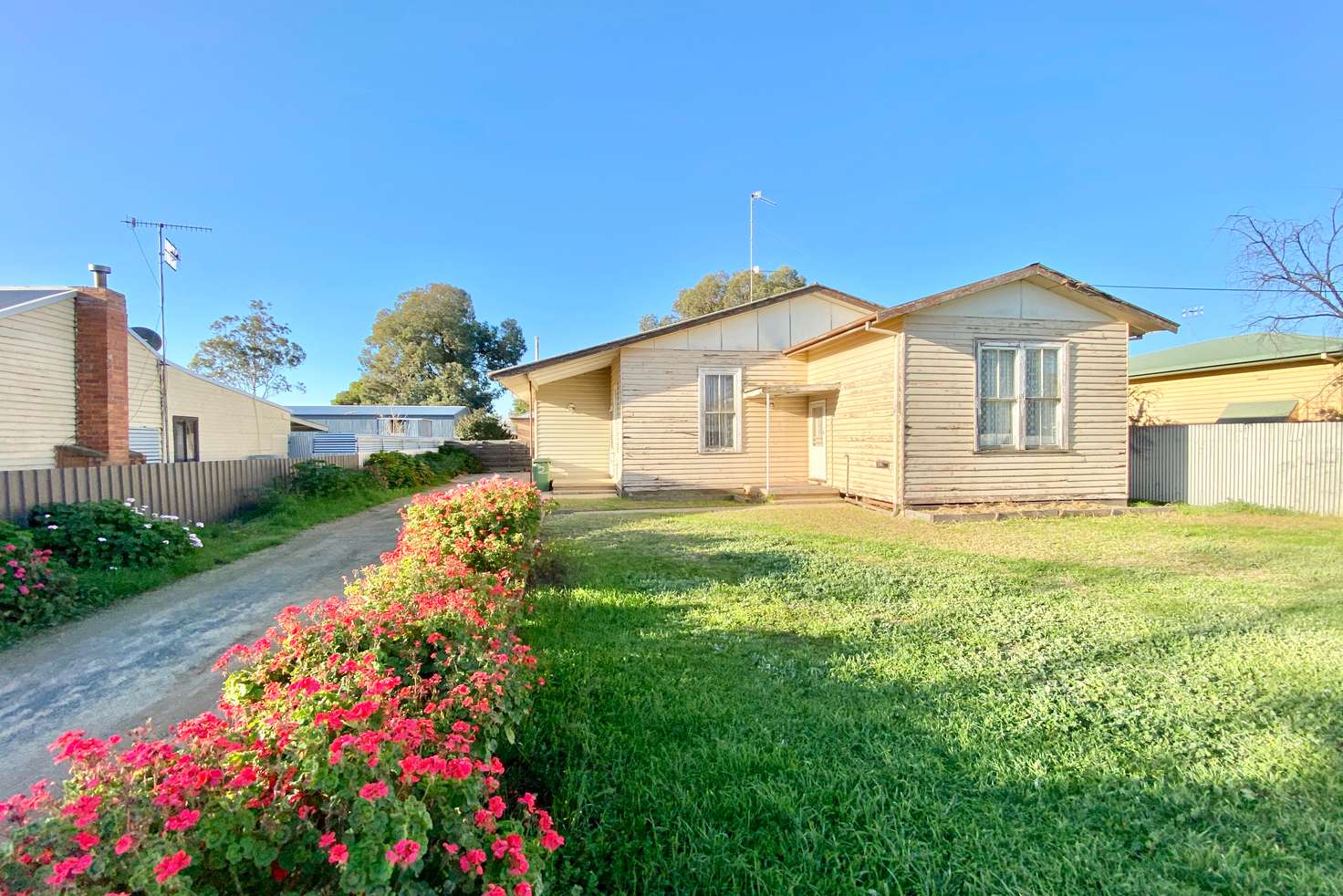 Main view of Homely blockOfUnits listing, 411 SLOANE STREET, Deniliquin NSW 2710