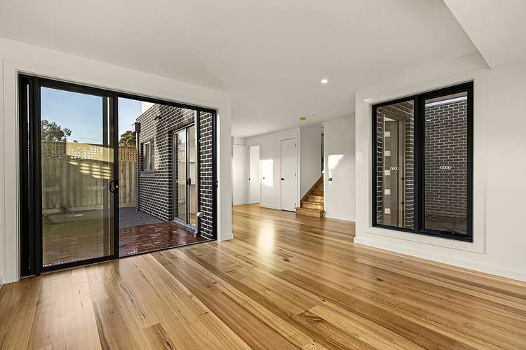 Second view of Homely townhouse listing, 5/225 Waiora Road, Heidelberg West VIC 3081