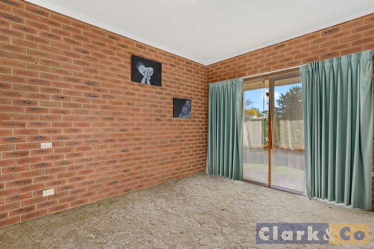 Sixth view of Homely house listing, 2 Links Road, Mansfield VIC 3722