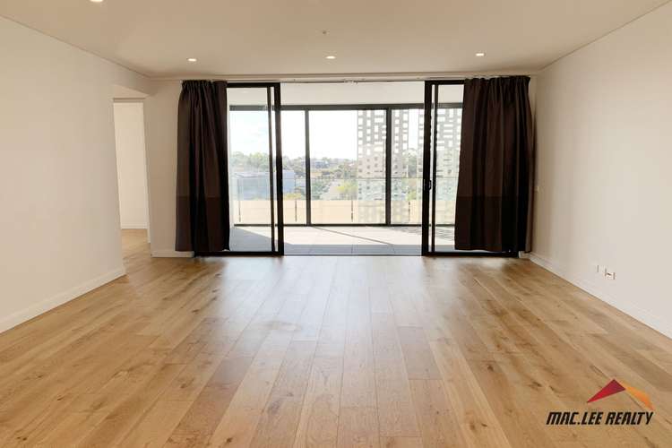Third view of Homely apartment listing, 402/19 Oscar Street, Chatswood NSW 2067